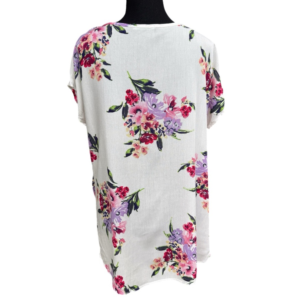 Ivory Floral Twist Front Short Sleeve Top M‎ - Picture 3 of 14